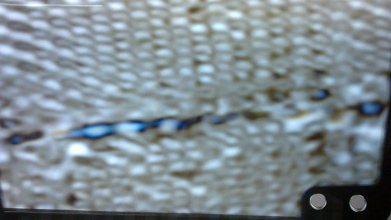 Spannungen im Sicherheitsglas einer Fahrzeugscheibe